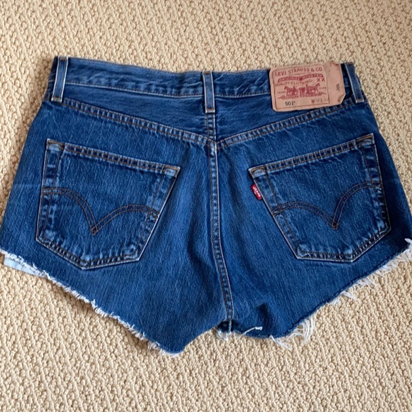 Levi 501 shorts - Picture 3 of 3